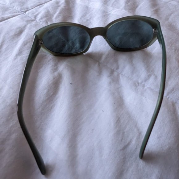Women's Fossil Sunglasses - Olive Frame - Picture 7 of 7